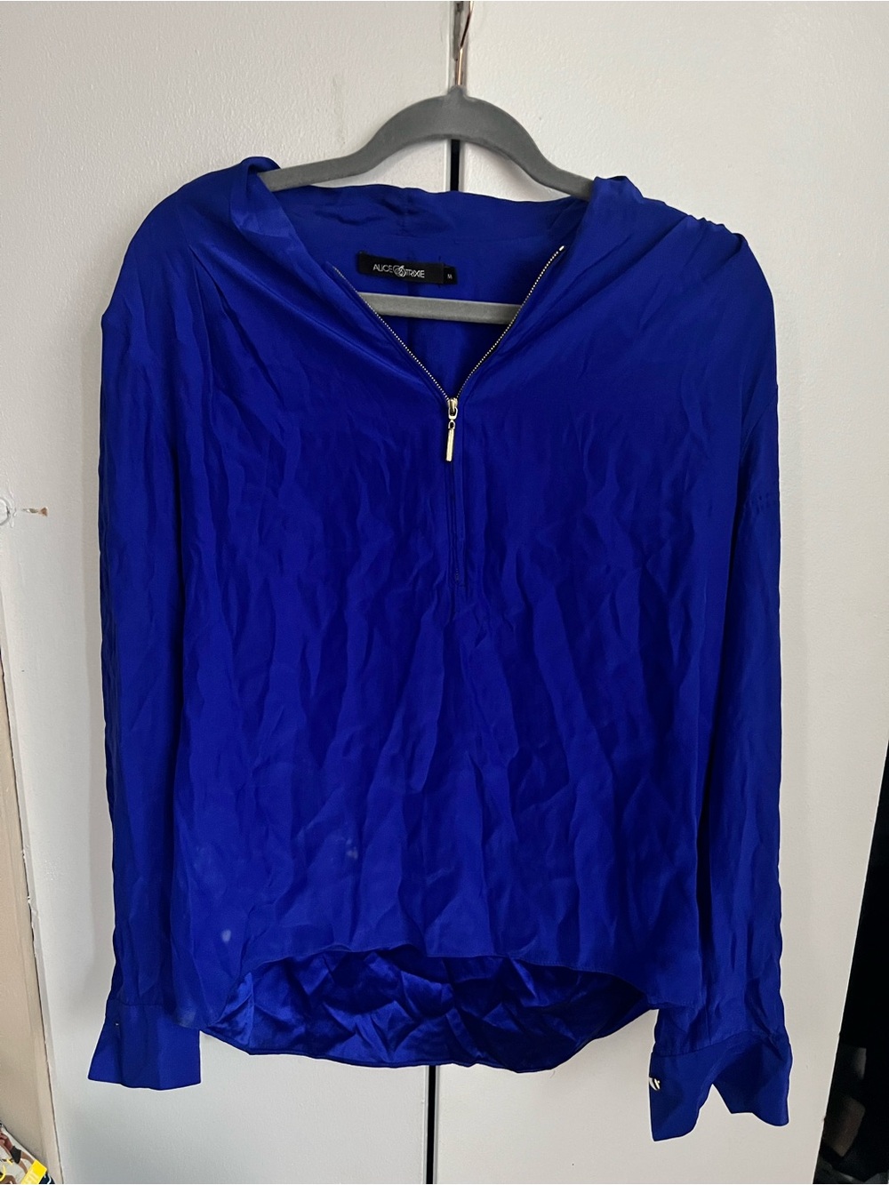 ALICE TRIXIE  EVENINGS Royal Blue Zip-Front Long Sleeve Blouse size M 100 % Silk